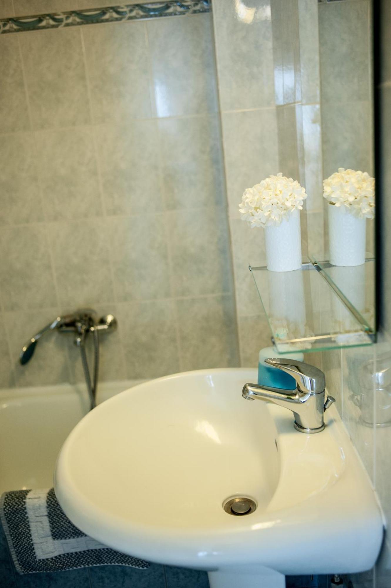Peraía Sea View Flat 아파트 외부 사진
