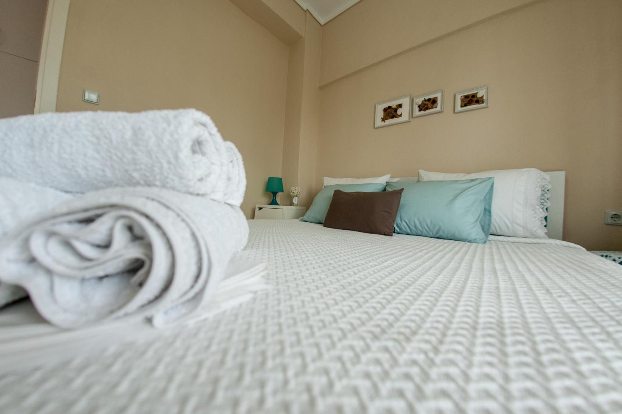Peraía Sea View Flat 아파트 외부 사진